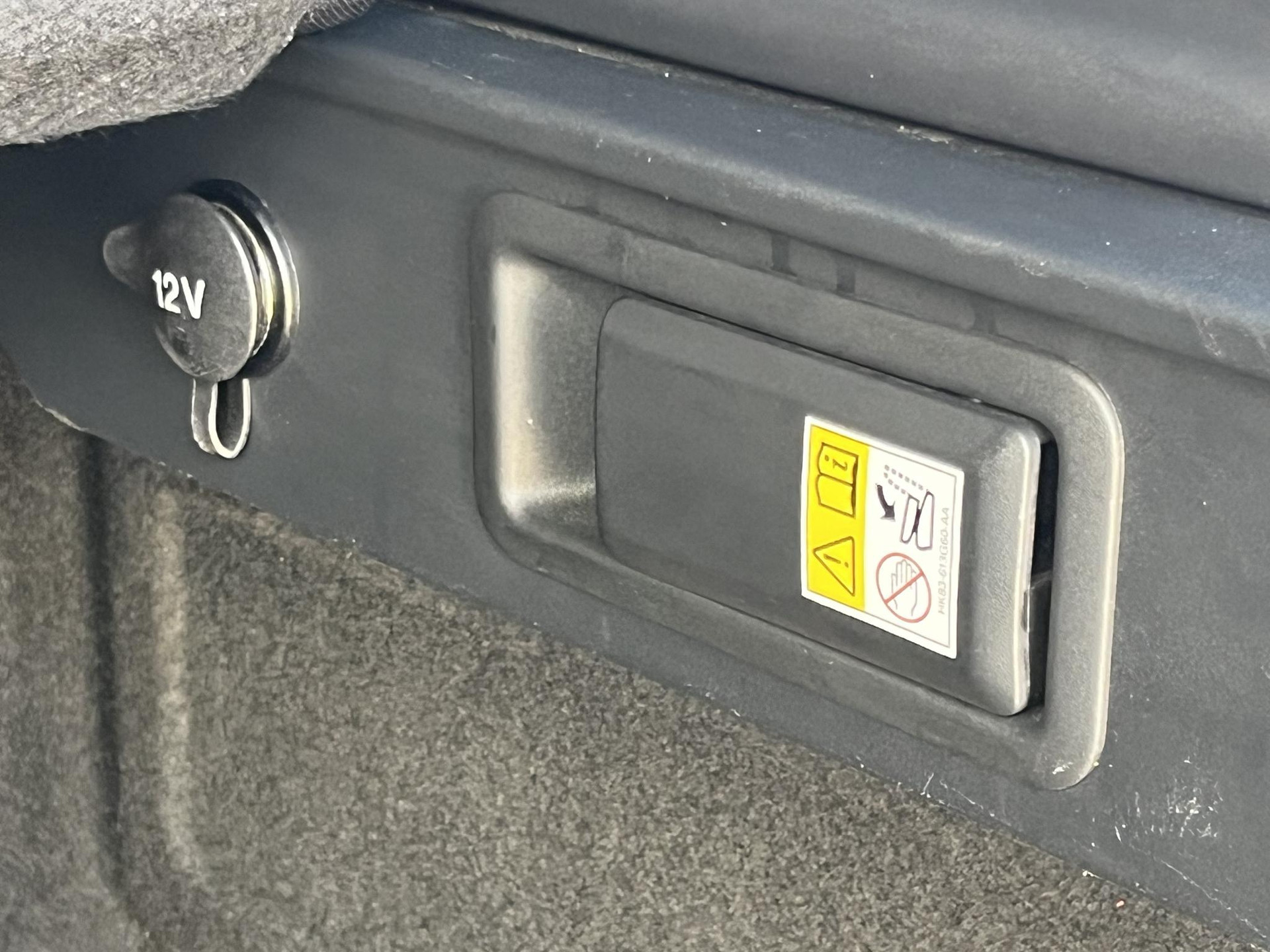 47755833-25.jpg
