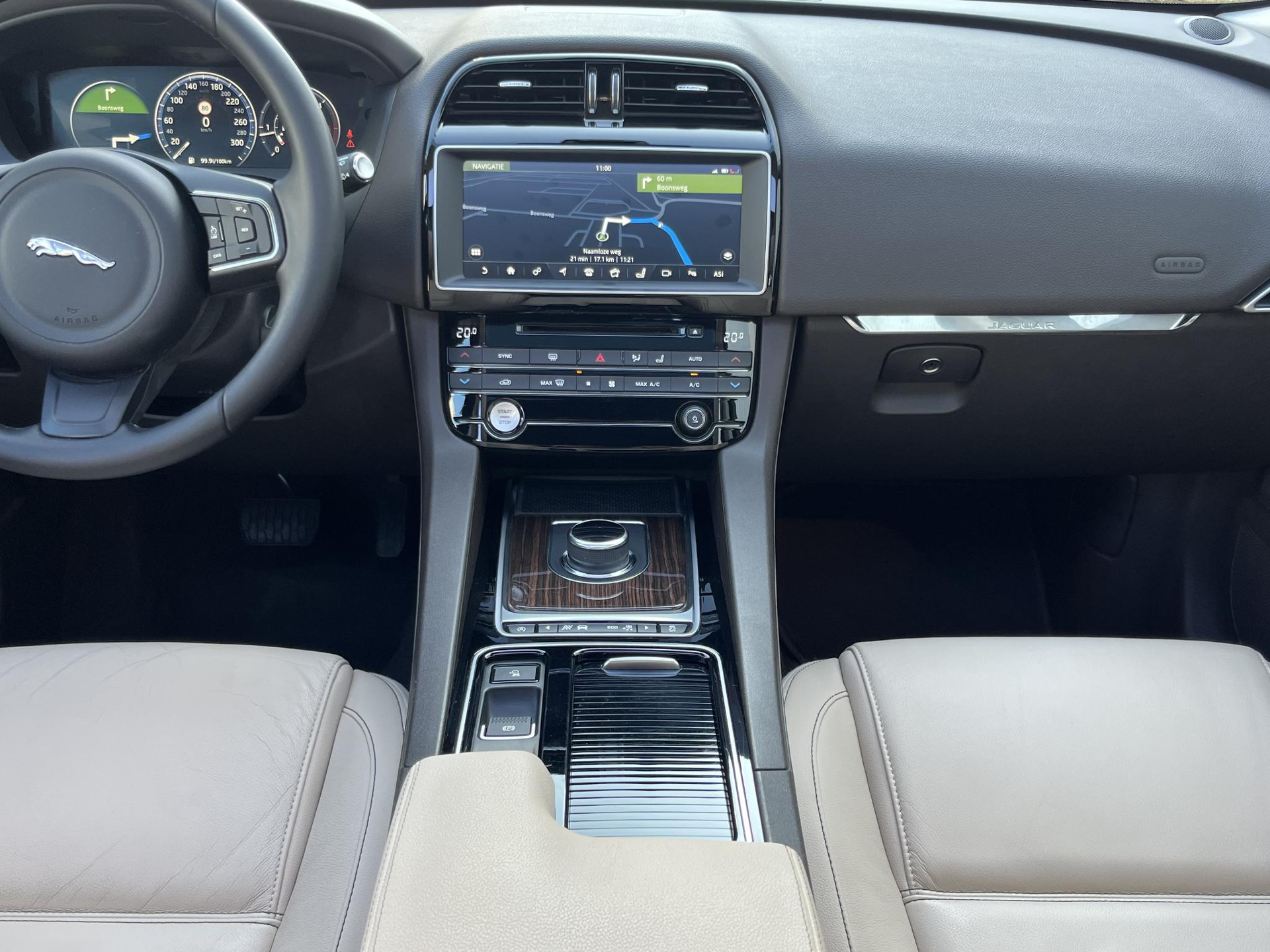 47755833-57.jpg