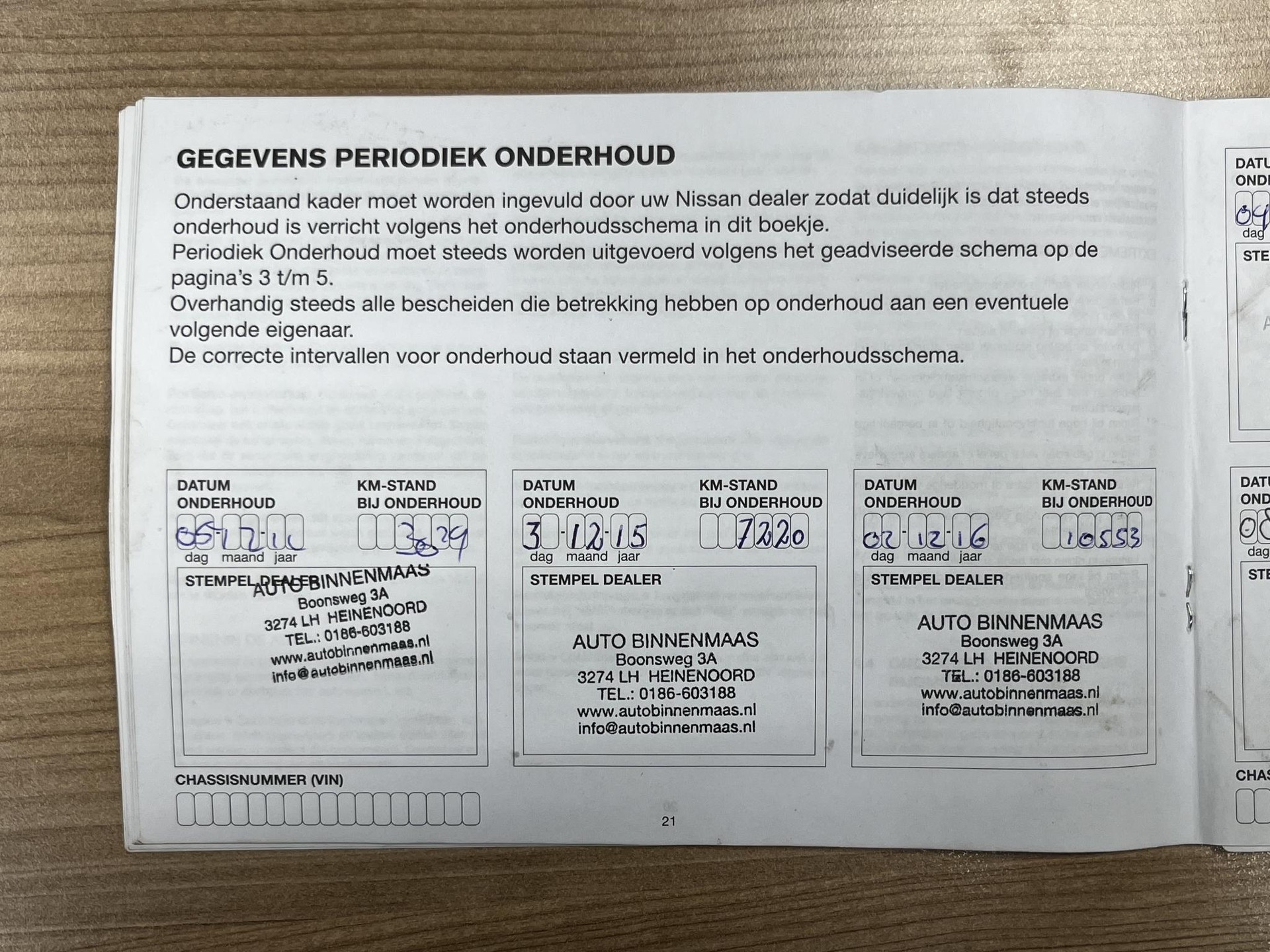 48376304-69.jpg