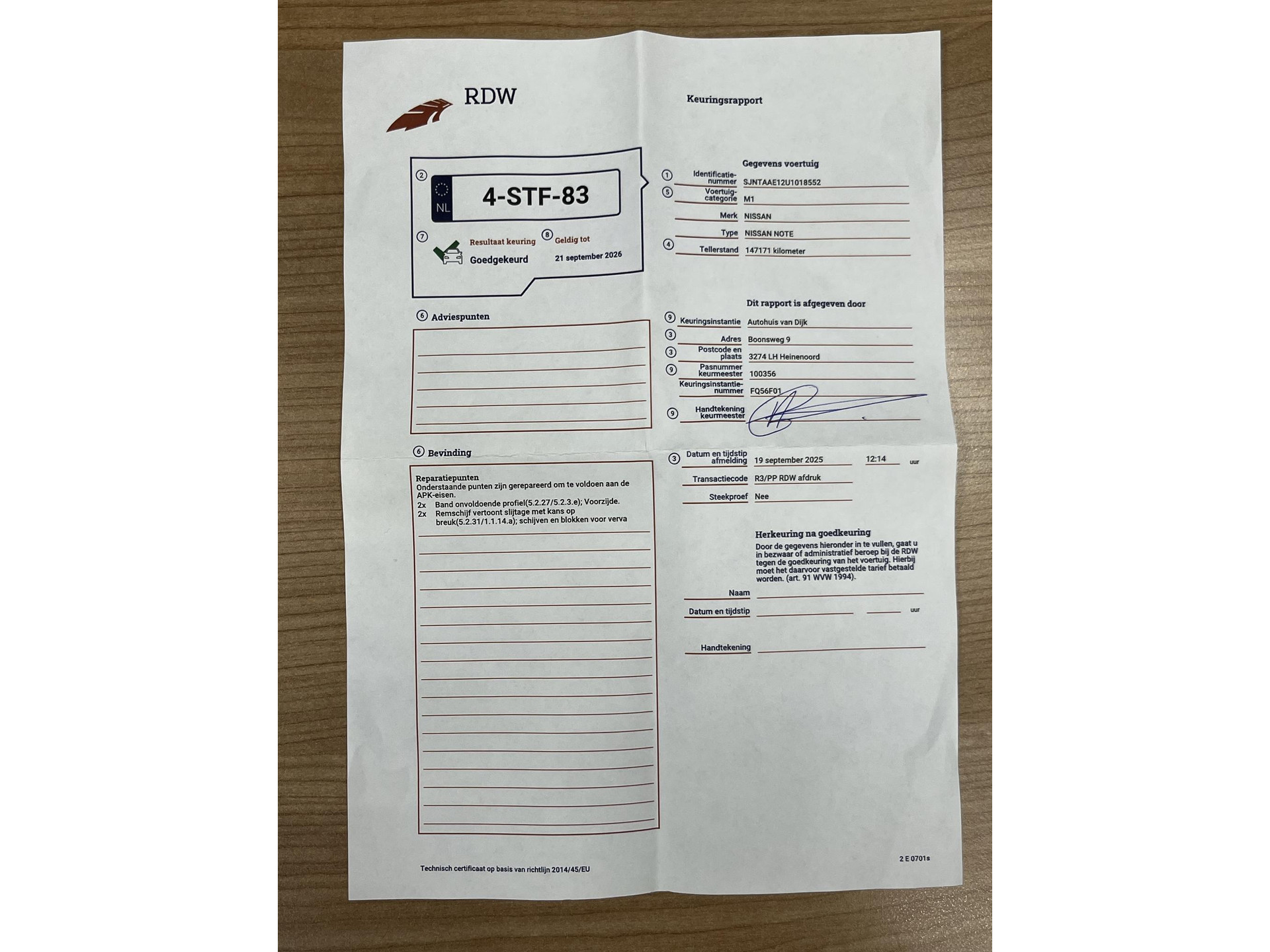 48376304-72.jpg