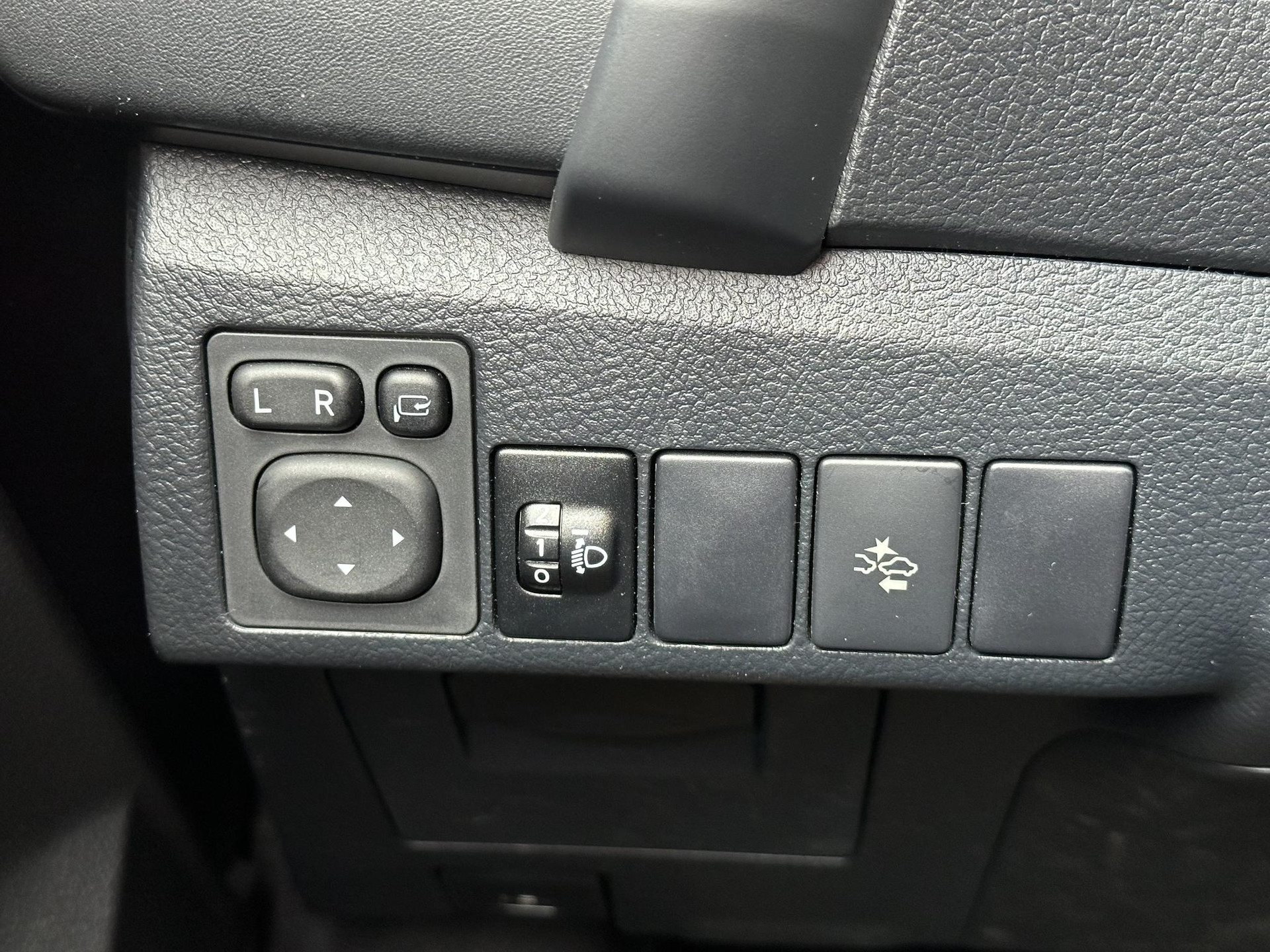 48556182-33.jpg